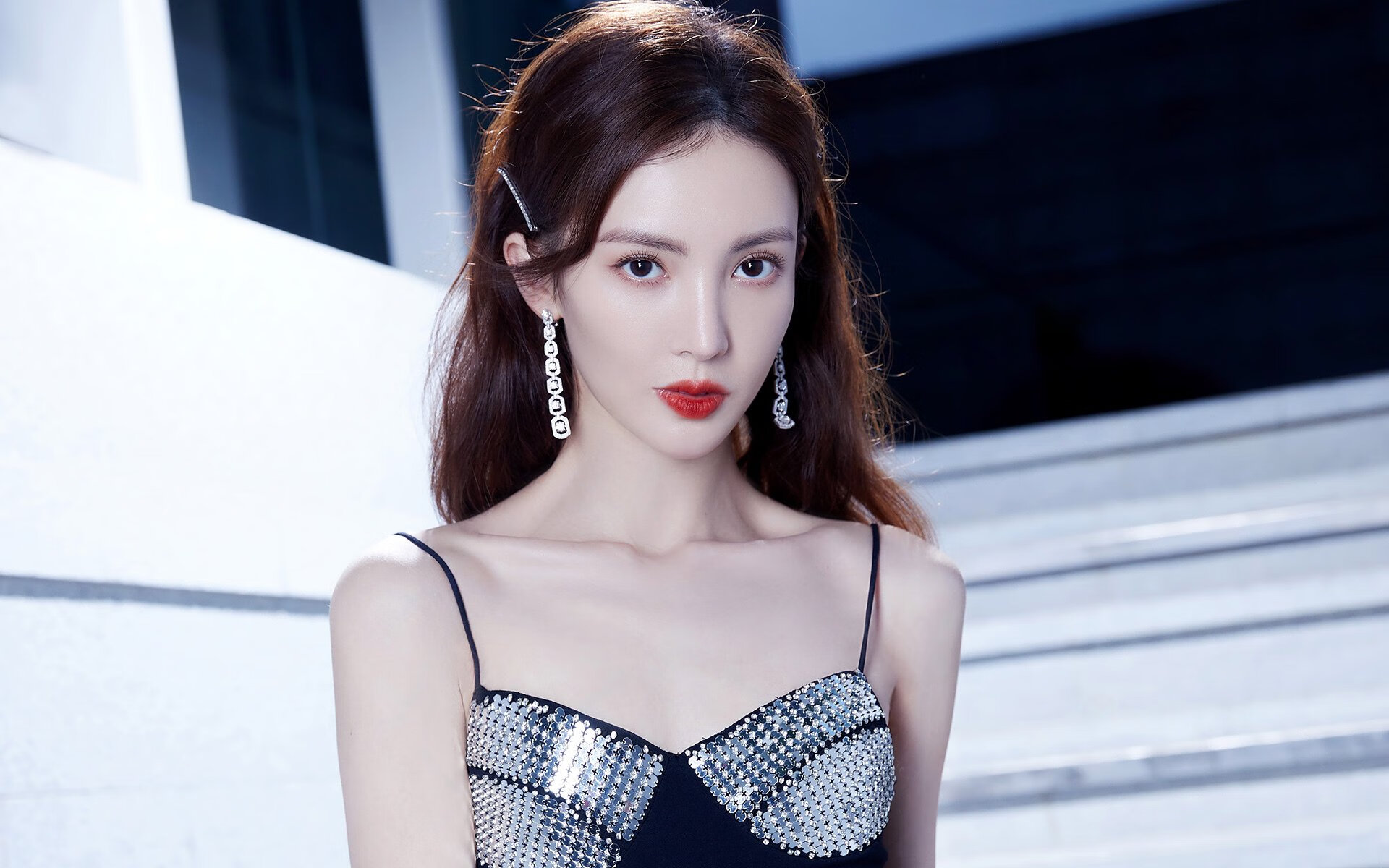 “未来已来:电动WRC引领绿色高速新时代”